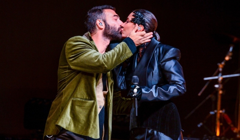 Sila Ve Ilker Kalelinin Ask Dolu Kutlamasi